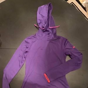 Women’s Nike dri fit hoodie size small like new